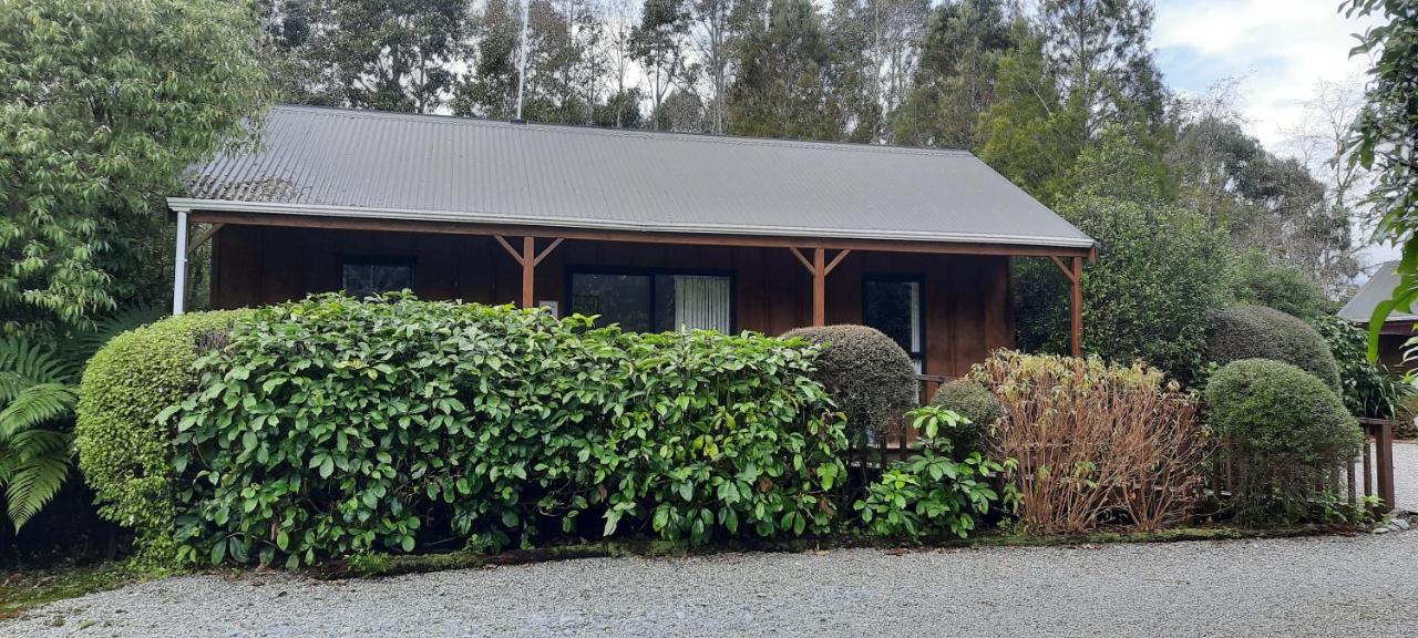 Lake Brunner Country Motel & Holiday Park Moana Esterno foto